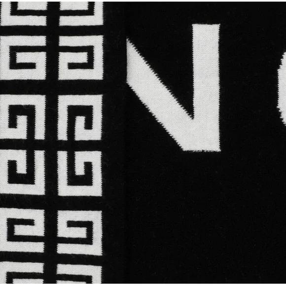 New GIVENCHY 4G double sided scarf in wool and cashmere - Picture 3 of 8